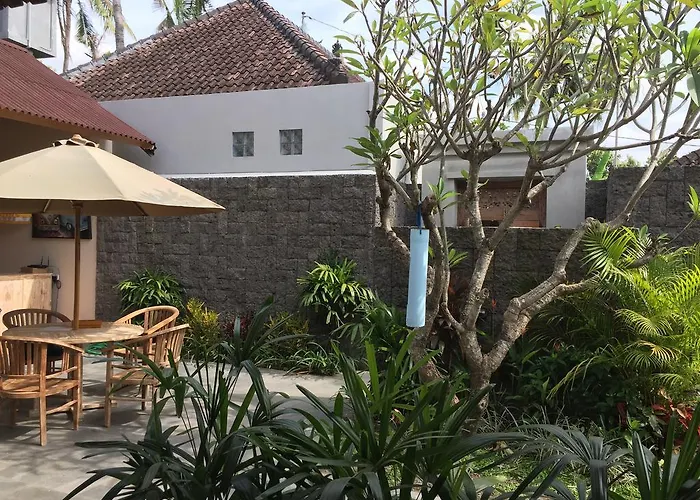 Jukung Dua Pensión Sanur